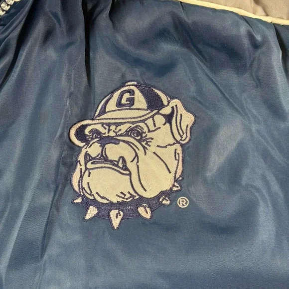Vintage Georgetown Hoyas PRO PLAYER Puffer Coat Large Spell Out Jacket 90s Y2K